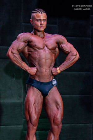 CLASSIC PHYSIQUE +178